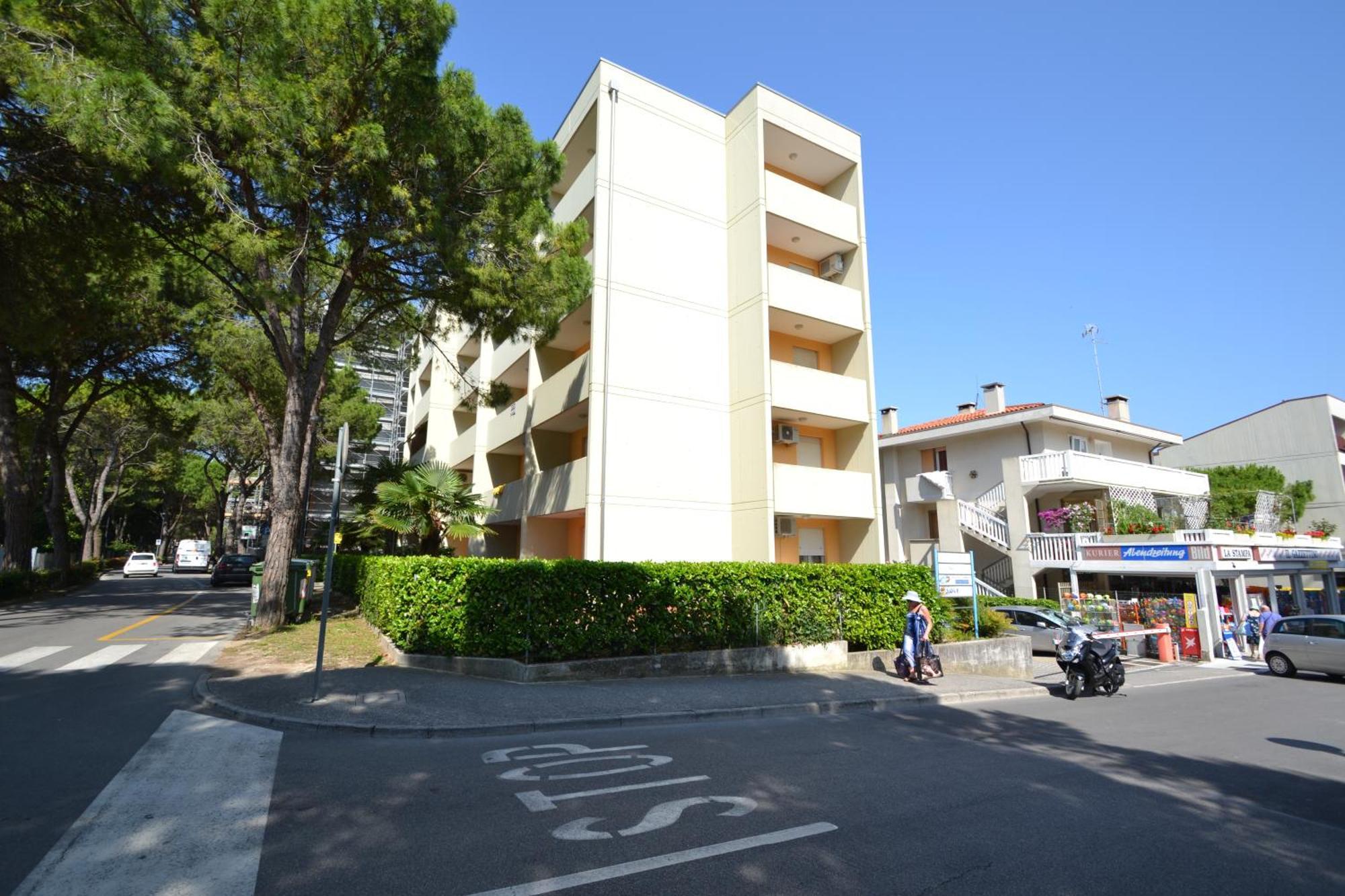 Cinzia Apartment Bibione Exterior photo